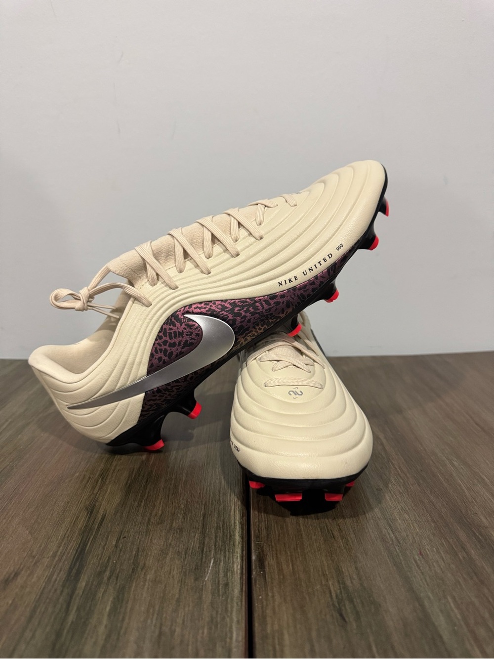 NIKE UNITED TIEMPO MAESTRO ACADEMY FG/MG LOW FOSSIL BURGUNDY SOCCER CLEATS - Picture 5 of 14